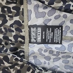 Victoria's Secret Pink leggings Camo